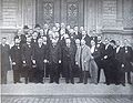 A.J.J. Van de Velde, Het Vlaamsch Natuur- en Geneeskundig Congres van zijn oorsprong in 1897 tot in 1944. Historische Schets, Verhandelingen van de Koninklijke Vlaamsche Academie voor Wetenschappen, Letteren en Schoone Kunsten van België. Klasse der Wetenschappen jaargang VI, n° 12